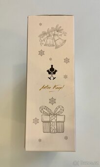 Vánoční balení: prvotřídní slivovice 47 % + skleničky - 9