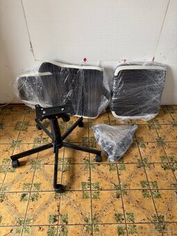 Herní set, židle + stůl - 9