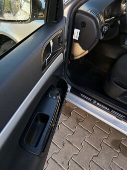 Škoda Octavia II 1.8 Tsi 118 kW - 9