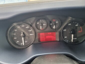 Iveco Daily 35S18 rok 2019 - 9