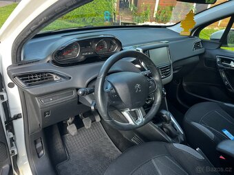 Peugeot 208 1.2i 60Kw r.v2014 Nové v ČR - 9