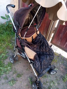 Prodám věci pro děti, hůl, kočárek, koberec, lehatko - 9