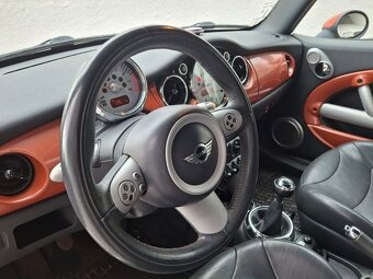 MINI COOPER CABRIO 1.6 85kw rok 2005 - 9