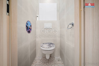 Prodej bytu 2+1, 47 m², Beroun, ul. Slapská, lodžie - 9