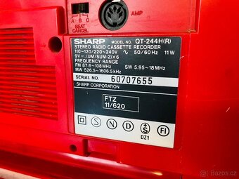 Radiomagnetofon Sharp QT 244, rok 1986 - 9