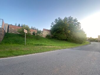 2783m2 Bývalá Zem. usedlost - 30min - Praha Ruzyně - 9