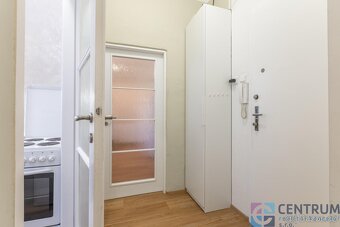 Pronájem tichého bytu 1+1 27 m, Žitná ulice, Praha 1 - Nové - 9