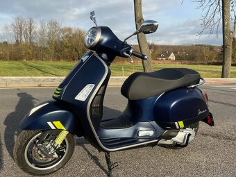 Vespa GTS 300 Super Tech ABS - 9