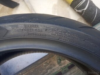 Prodám pneu Metzeler roadtec 01 rozměry 190/50 zr17 - 9