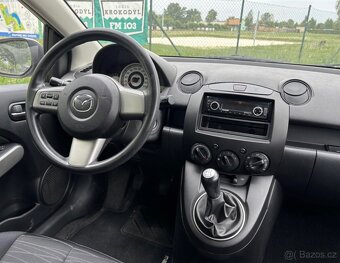 Mazda 2 1.3 55 kW, 124tkm, benzín, klimatizace - 9