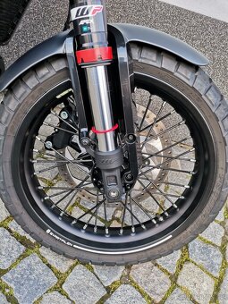 Husqvarna Svartpilen - 9