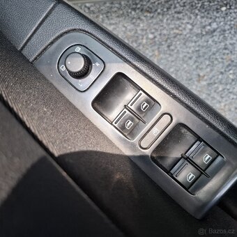 Škoda superb 2.0D / 2010 rok - 9