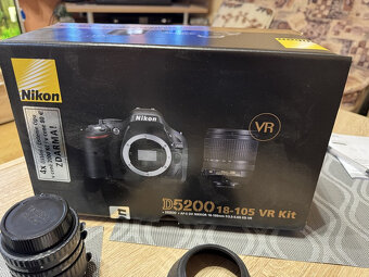 Nikon D5200 s bohatým příslušenstvím - 9