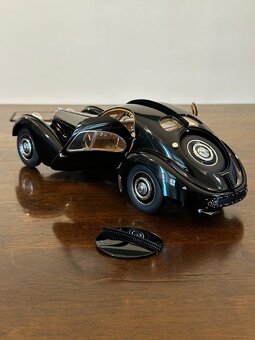 1/18 Autoart Signature Bugatti Type 57 SC Atlantic - 9