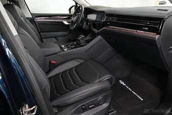 VW Touareg 3.0TDI 170kW 4x4 Vzduch Tažné ACC Matrix ZÁRUKA - 9