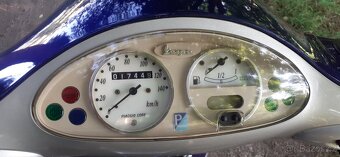 Vespa ET 125 - 9