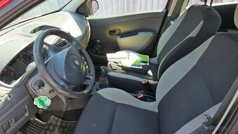 RENAULT CLIO 1.2 16V Authentique - 9