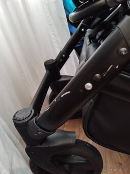 Kočárek tudorre trapper + autosedačka - 9