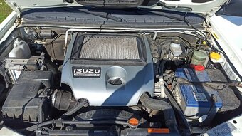 Isuzu D-Max, 2.5D, 100kw, 2012 - 9