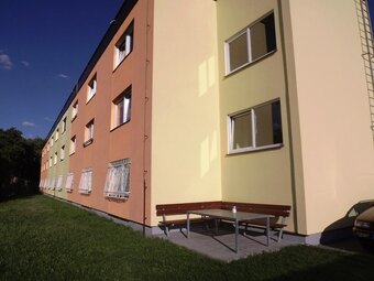 Pronájem bytu 1+kk na Praze 5 - 9