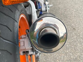 Honda CBR 900 RR - 9