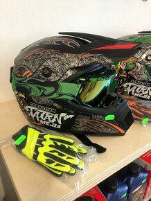 Dětské nové helmy - 9