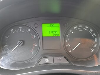 Škoda Roomster 1.2 HTP 51KW, rok 2013 - 9