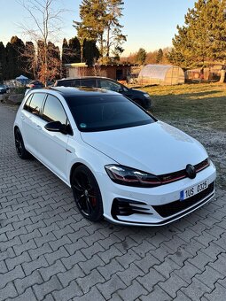 Volkswagen Golf 7.5 GTI performace 231kw - 9