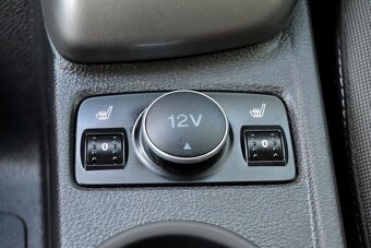 Ford Focus 1.6i 16V Cool&Connect PERFEKTNÍ STAV 91 500KM - 9