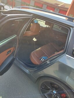 BMW 525d e61 manuál pouze kosmetické vady prave dveře - 9
