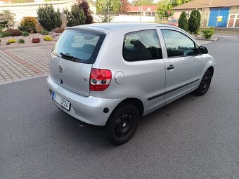 Volkswagen Fox 1.4i 55kw ,funkční klima,nehavarovné,1 majite - 9