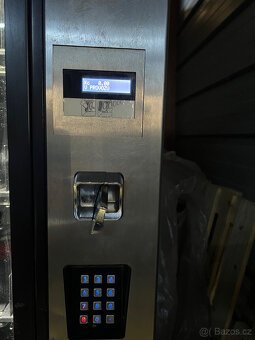 Prodejní nápojový automat Sielaff Robimat GF 75 - 9