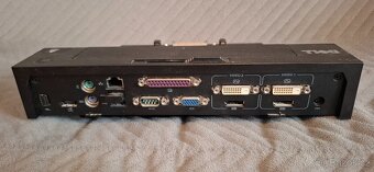 Dell e5570 v nejvyšší výbavě, co se vyráběl (včetně přísluše - 9