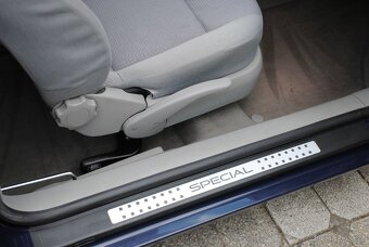 VW GOLF 4 1.4 55kW - klimatizace - naj. 148 000km - 9