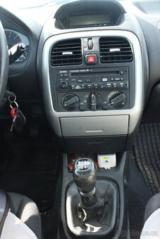 Carisma 1.6, 76 kW, r.v. 2003, benzín - 9