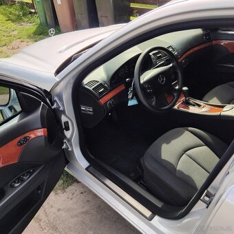 Mercedes-Benz E200 Kompresor - 9