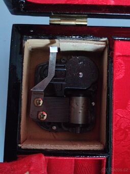 Stará hrací šperkovnice na zámek, poštovné 69.- - 9