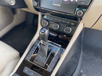 Škoda Superb 3 DSG Laurin&Klement, velký servis - 9