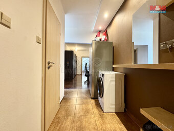 Prodej bytu 4+1, 78 m², Velešín, ul. Sídliště - 9
