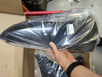 Prodám černé plasty Rtech Husqvarna 2013-2016 - 9