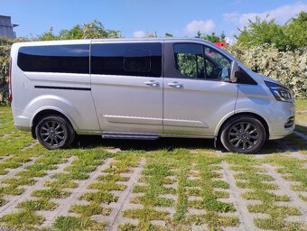 Ford Custom Titanium X - 9