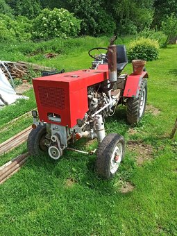 Traktor motor Zetor - 9