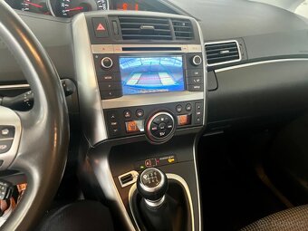 Toyota Verso 1.8i SkyView Edition benzín 108kw - 9