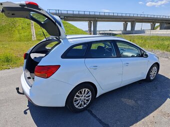 Kia Ceed levně 1,4CrDi 66kW r.v.2015 - 9