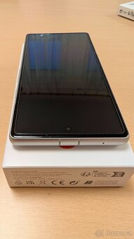 Google Pixel 7a 128GB - 9