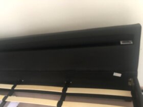 Čalouněná postel 180 x 200 cm - 9