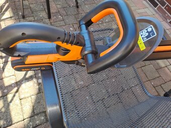 PRODAM  TUTO ZAHRADNI SOUPRAVU WORKS - 9