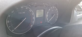 Skoda octavia 2 2.0 tdi - 9