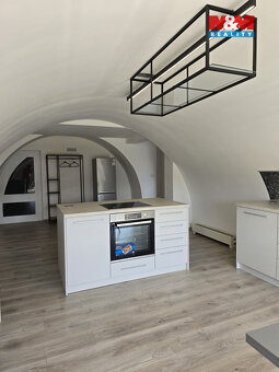 Pronájem rodinného domu, 100 m², Trutnov, ul. Mentzlova - 9