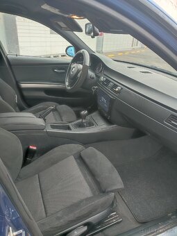 BMW e91 320i 110kw M-Paket La Mans Blue - 9